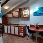 Jadranka بولا